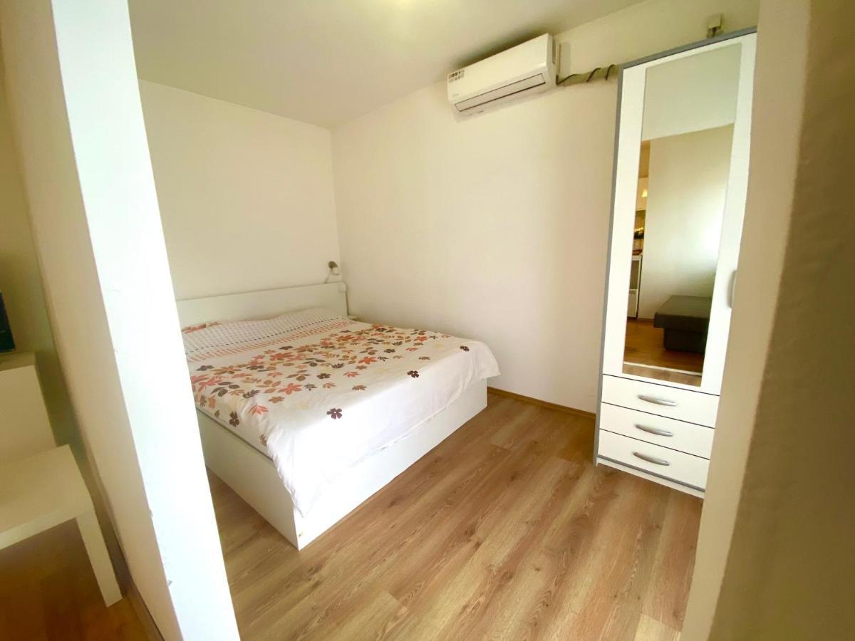 Town Place Mili Apartment